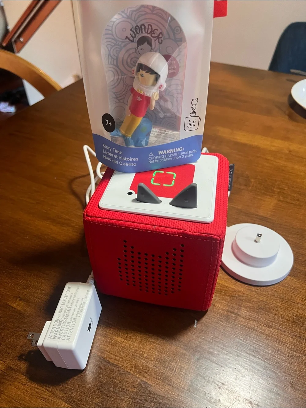 Toniebox 1 Red with Wonder Tonie and Charger  - Tonies Screen Free Kids Toy
